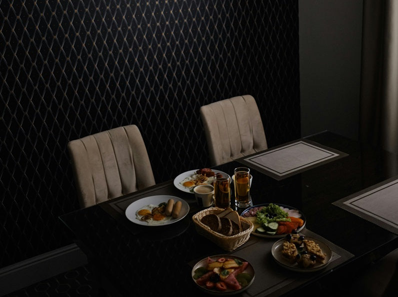 Hard Box II Black Edition – Collectible Saffron Box